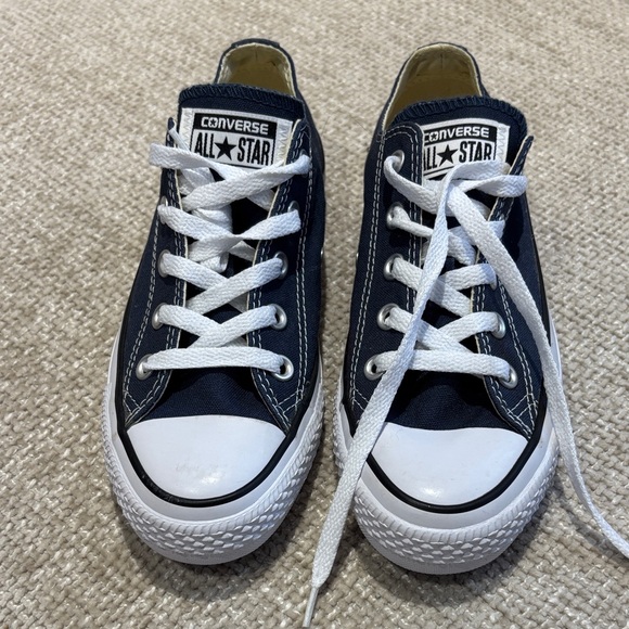Converse Navy and White - Picture 2 of 7